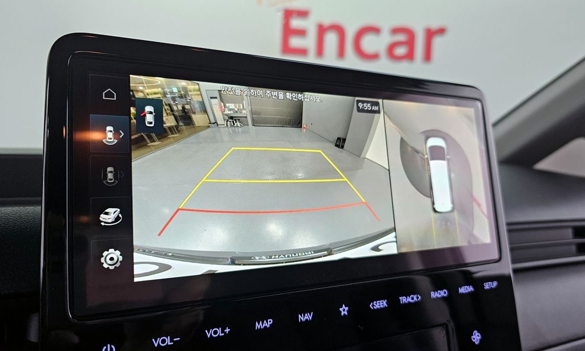 Hyundai Staria 2025