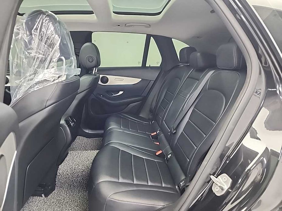 Mercedes-Benz GLC-Class 2019