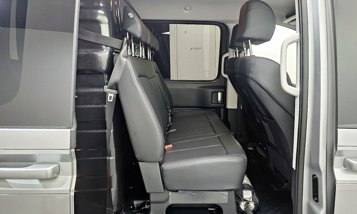Hyundai Staria 2025