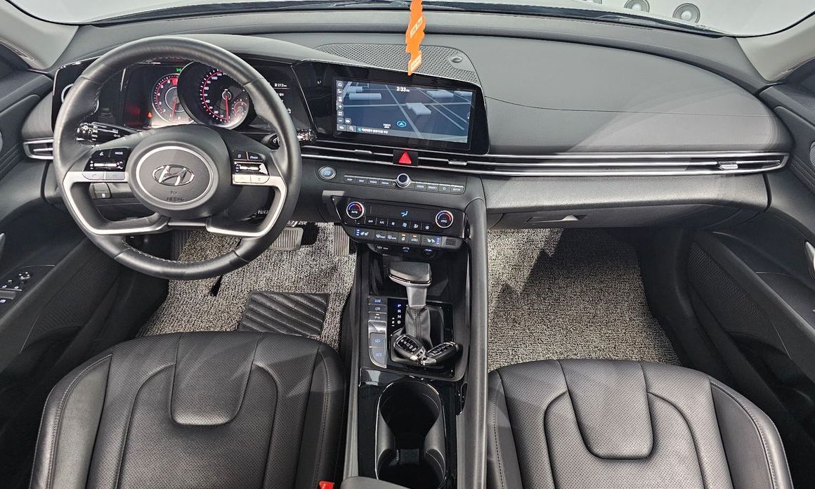 Hyundai AVANTE 2023