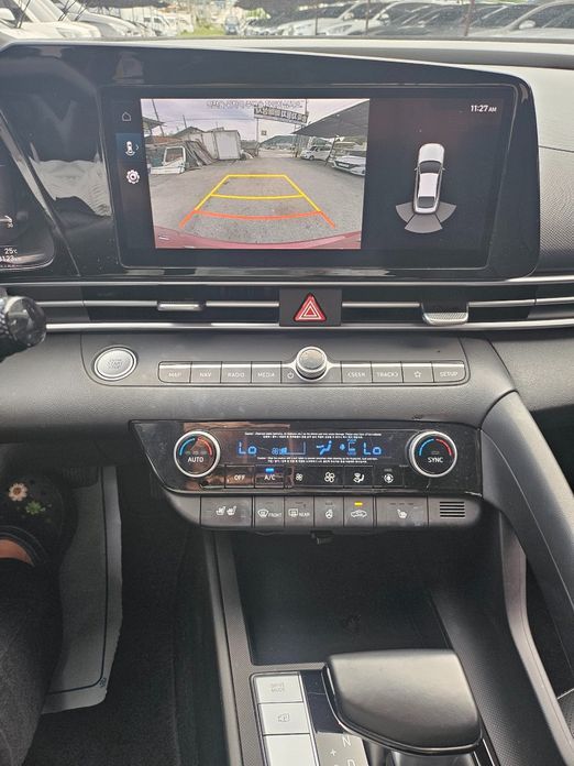 Hyundai AVANTE 2021
