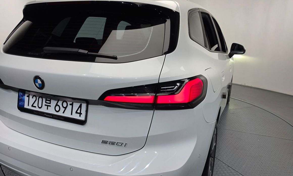 BMW 2-Series 2024