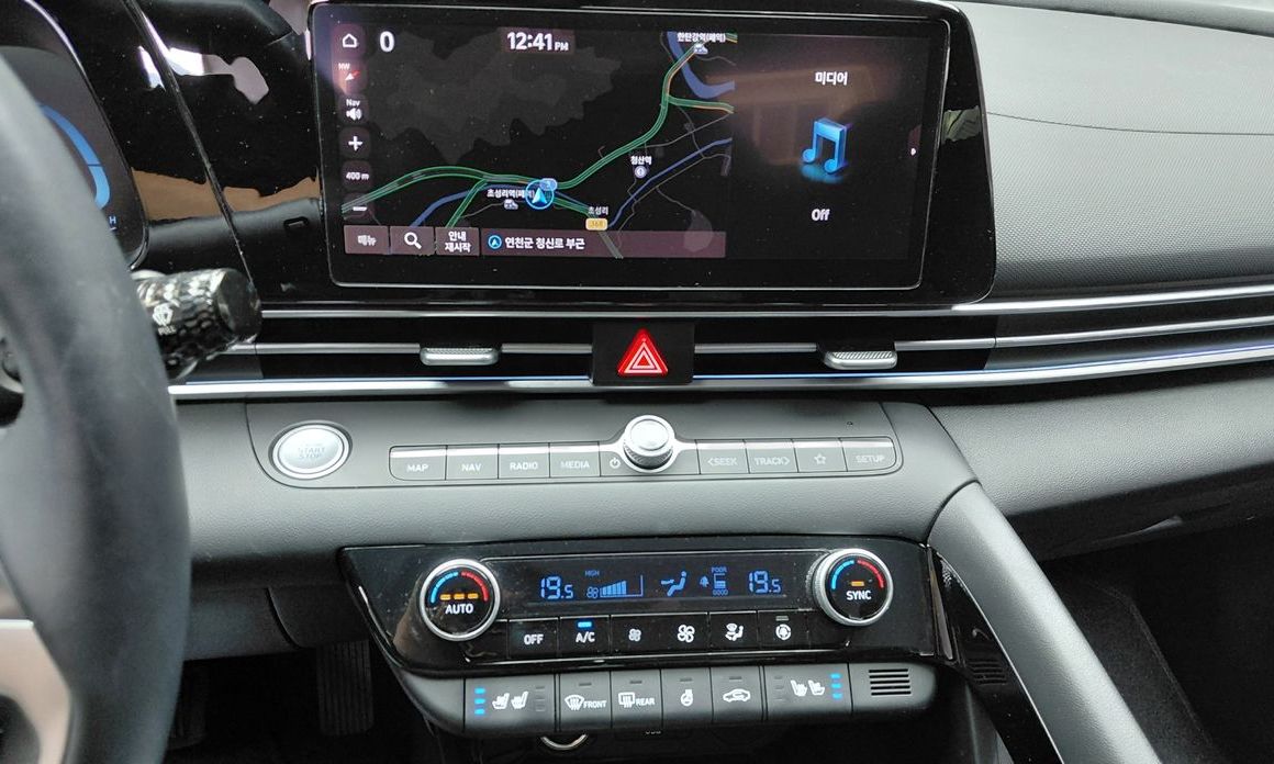 Hyundai AVANTE 2024