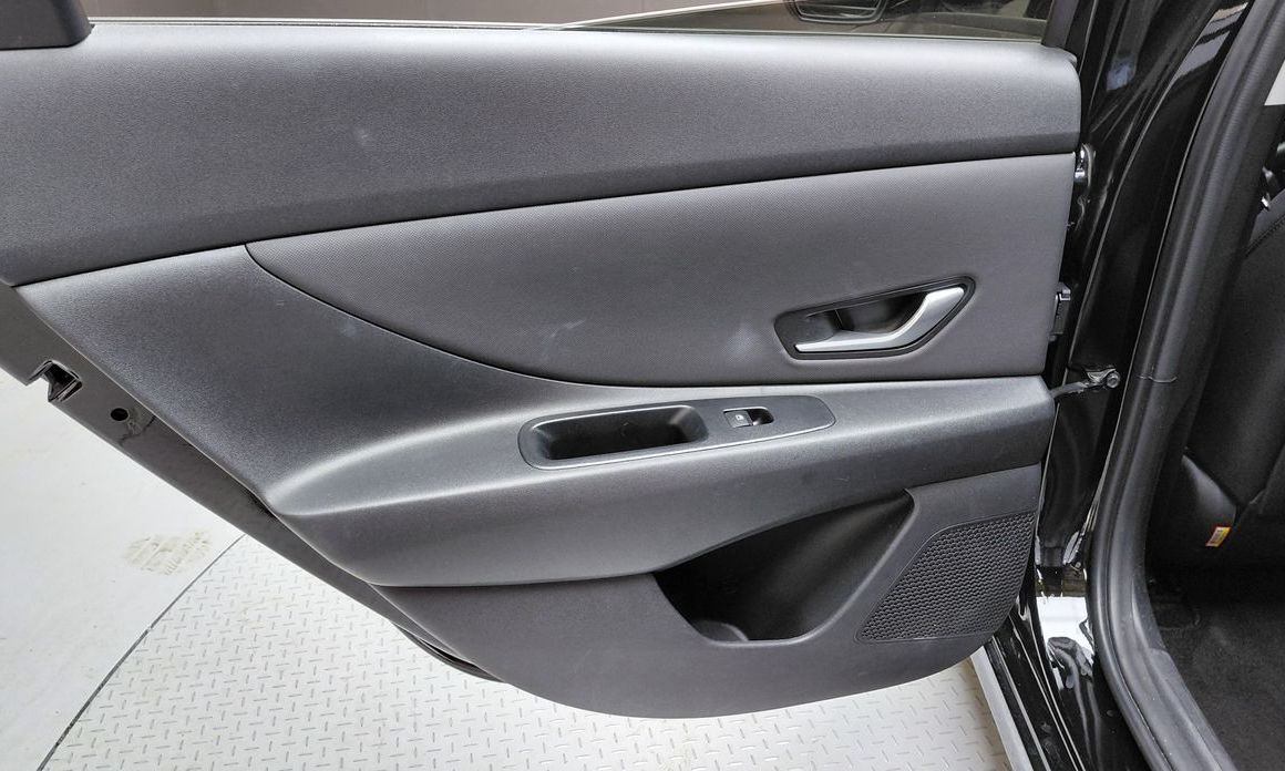 Hyundai AVANTE 2024