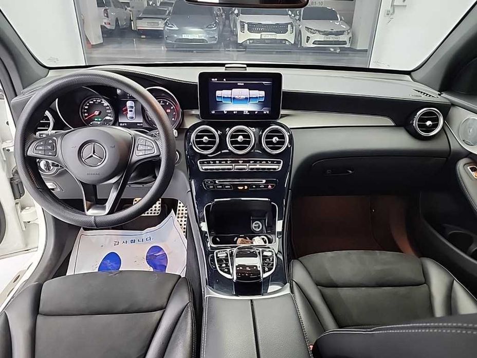 Mercedes-Benz GLC-Class 2019