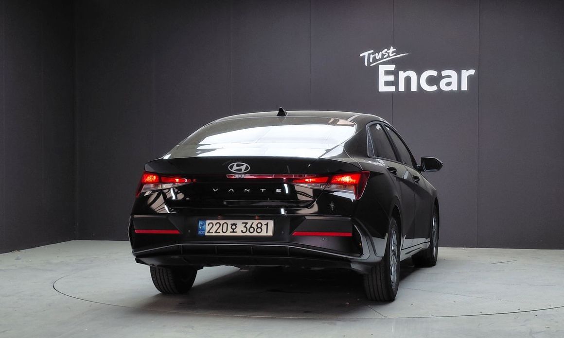 Hyundai AVANTE 2024