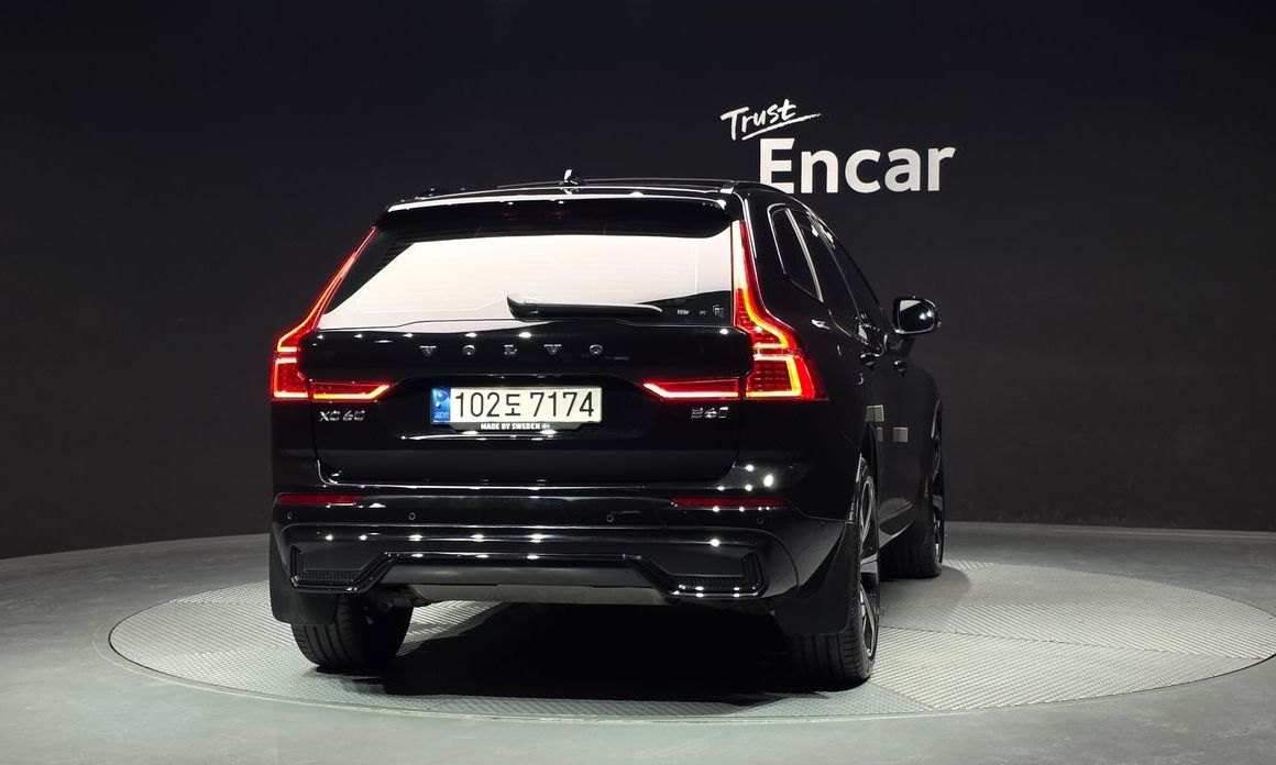 Volvo XC60 2022