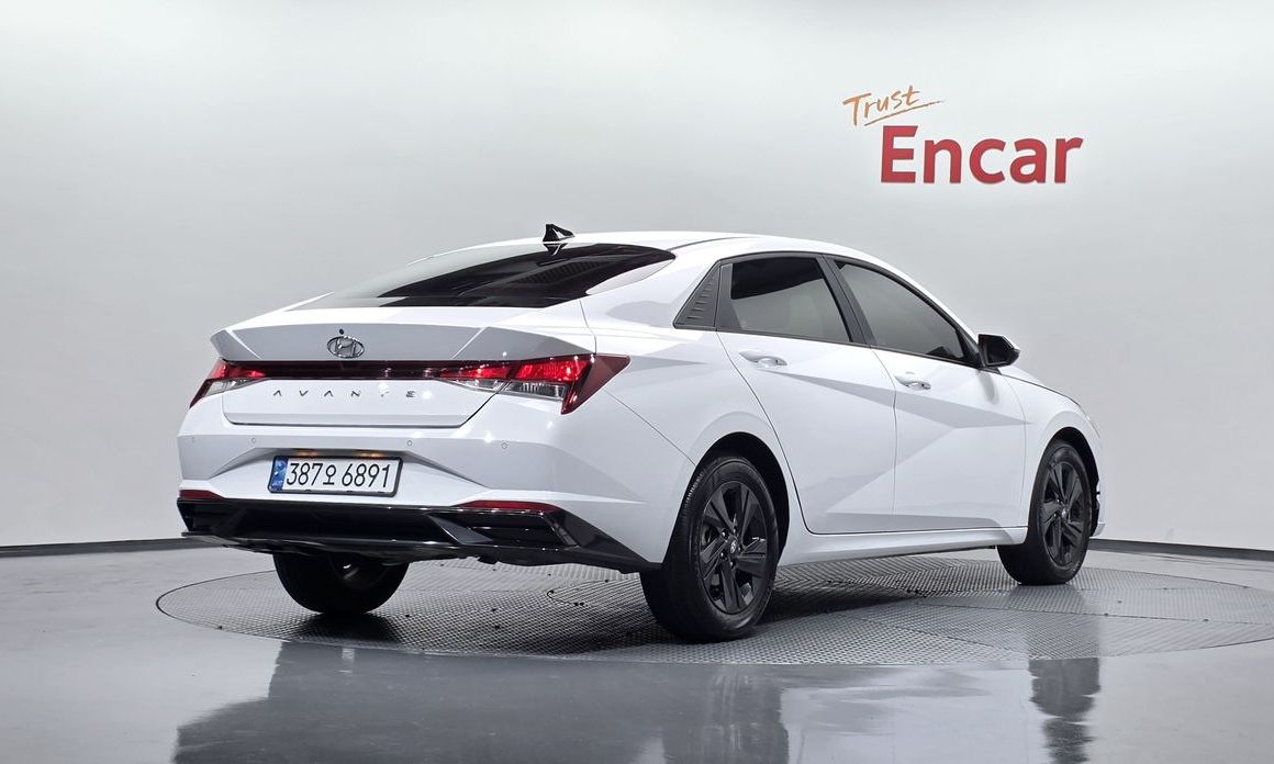 Hyundai AVANTE 2023