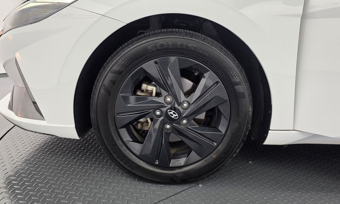 Hyundai AVANTE 2023
