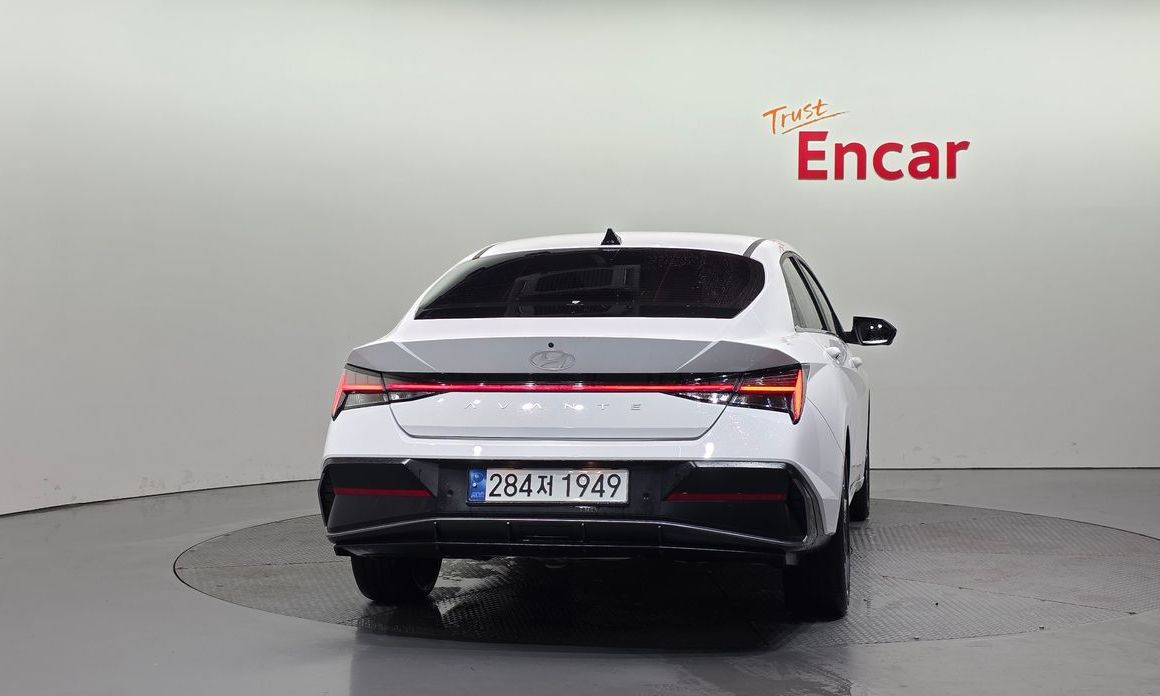 Hyundai AVANTE 2024