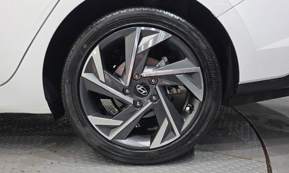 Hyundai AVANTE 2024