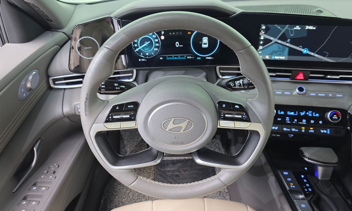 Hyundai AVANTE 2024