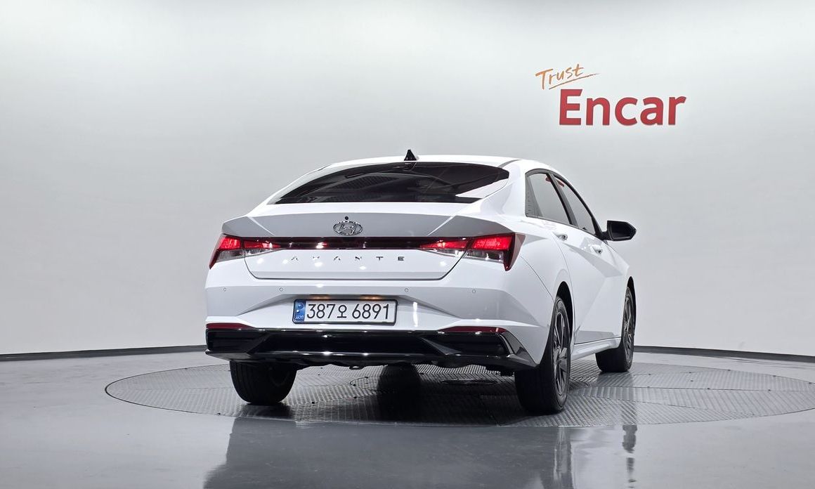 Hyundai AVANTE 2023