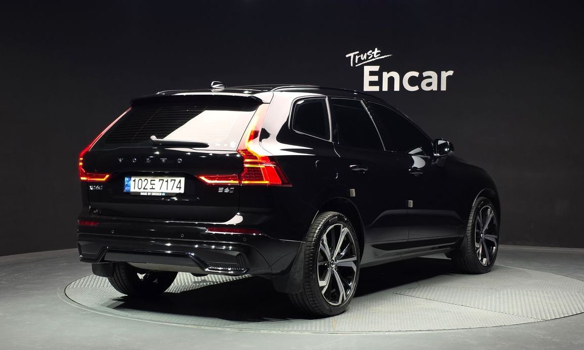 Volvo XC60 2022