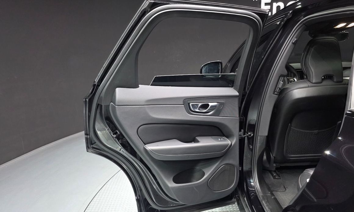 Volvo XC60 2022