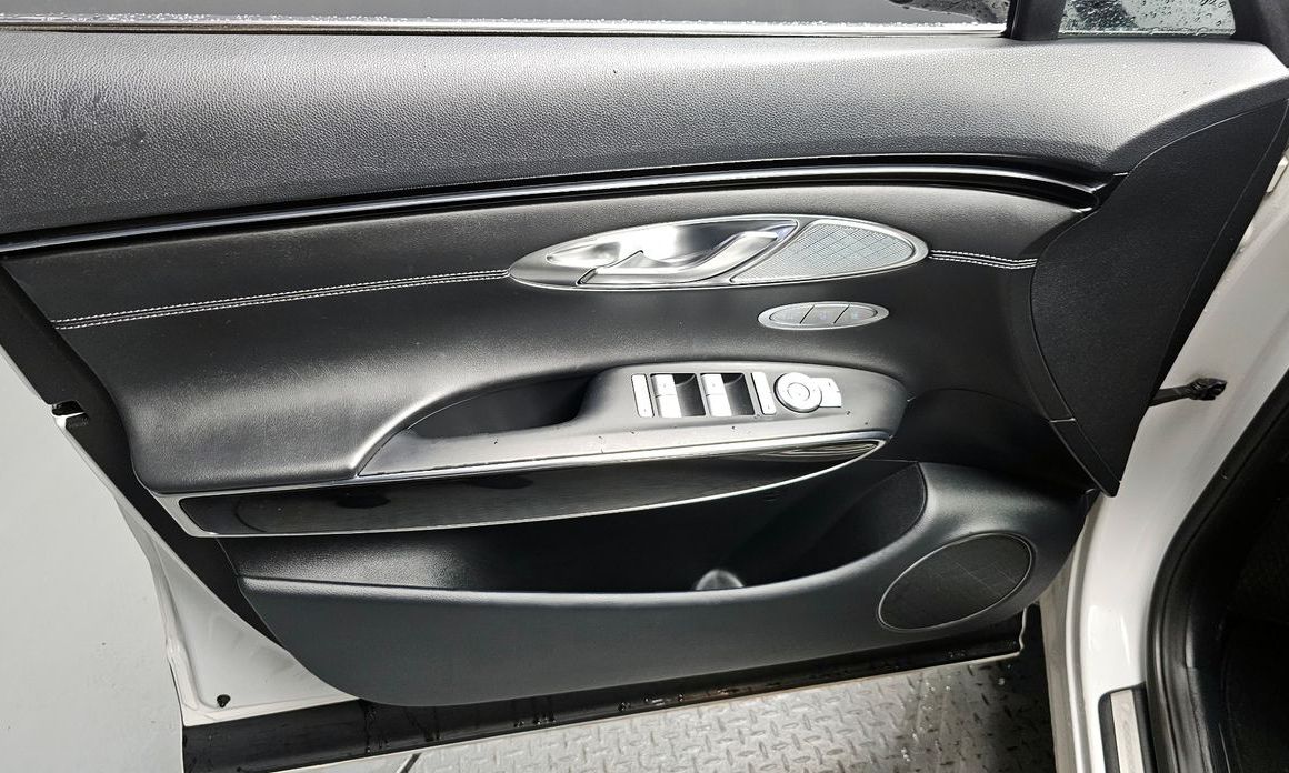 Genesis GV70 2021