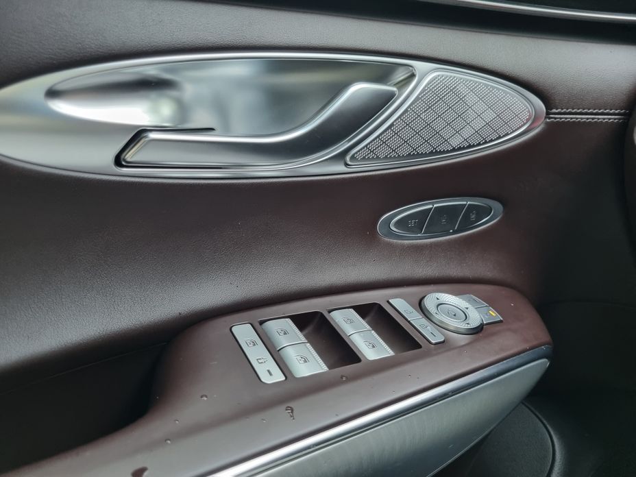 Genesis GV70 2021