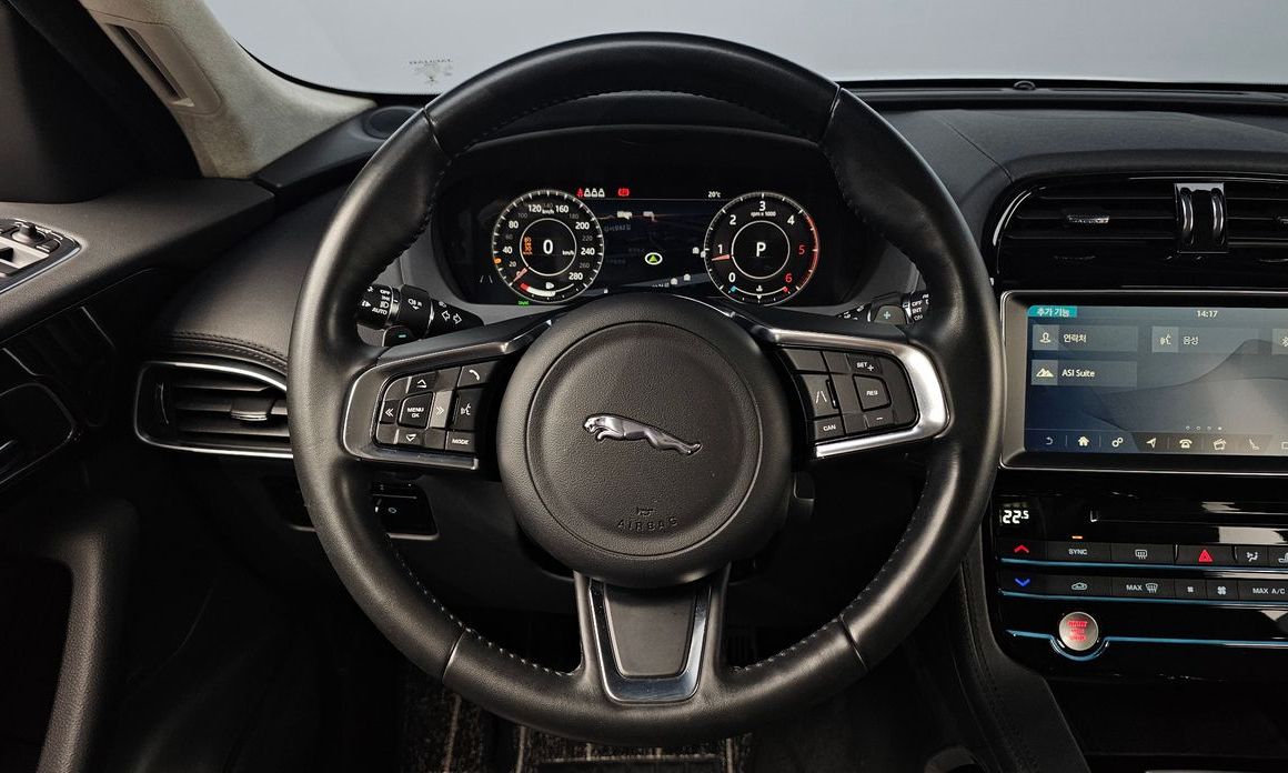 Jaguar F-PACE 2019