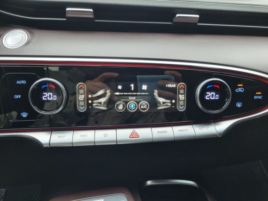 Genesis GV70 2021