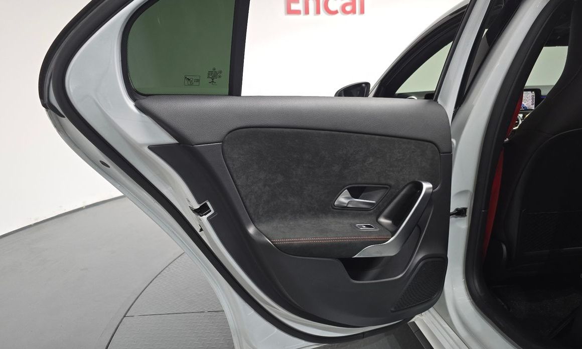Mercedes-Benz A-Class 2021