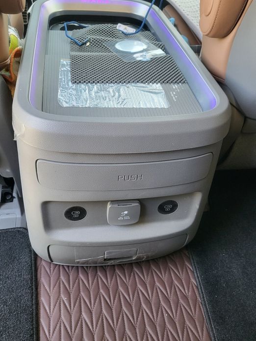 Hyundai Staria 2025