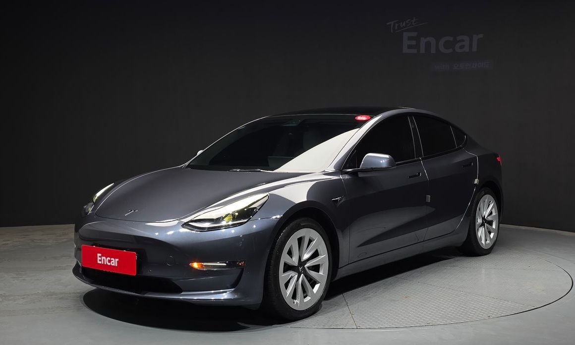 Tesla Model 3 2022