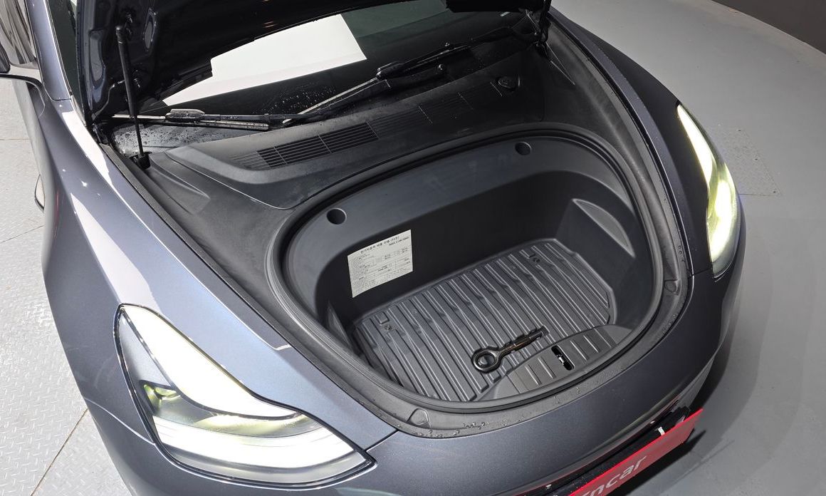 Tesla Model 3 2022