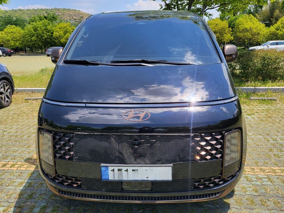 Hyundai Staria 2025
