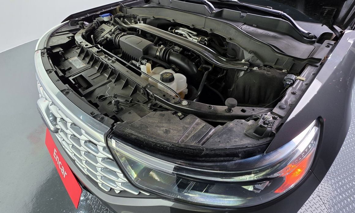 Ford Explorer 2023