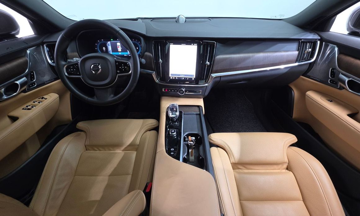 Volvo S90 2023