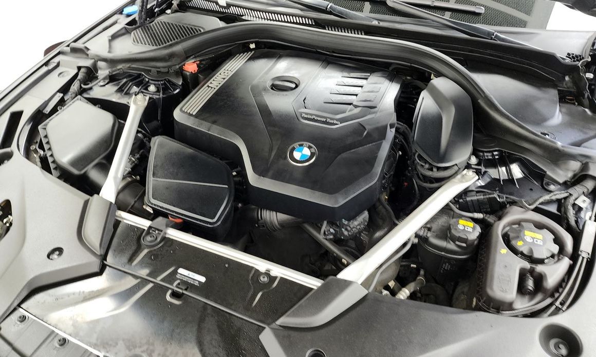 BMW 5-Series 2021