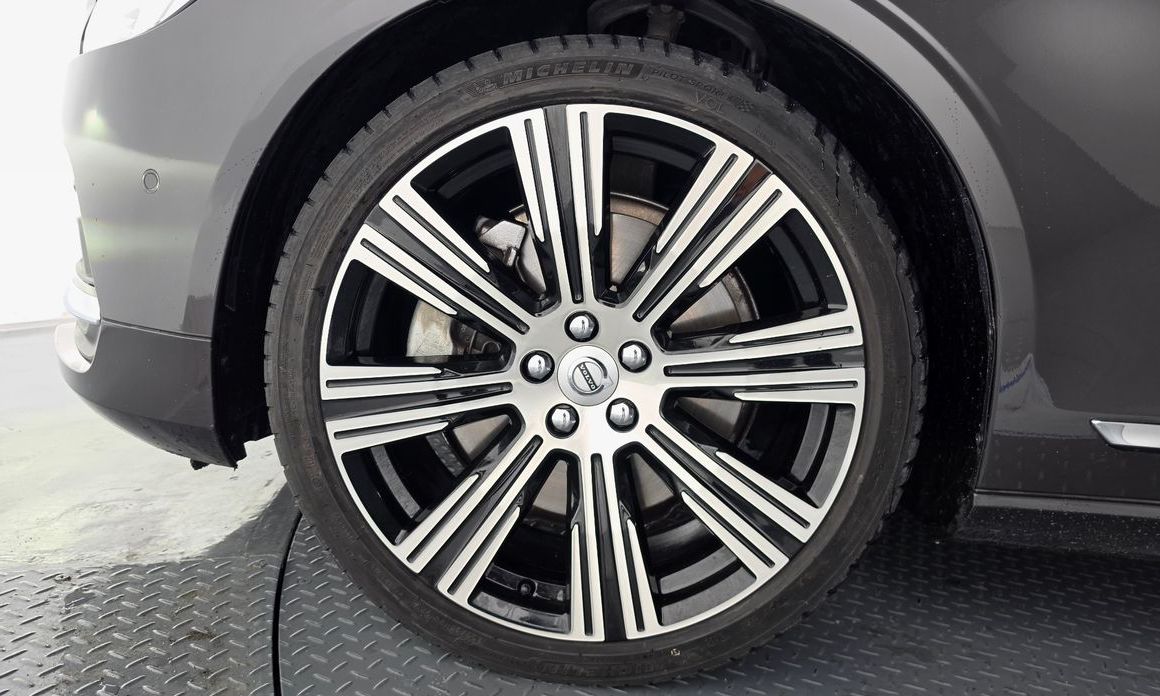 Volvo S90 2023