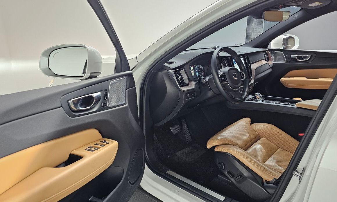 Volvo XC60 2021