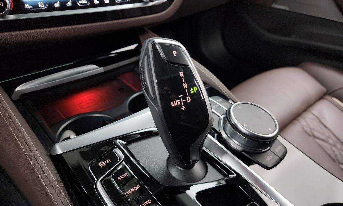 BMW 5-Series 2021