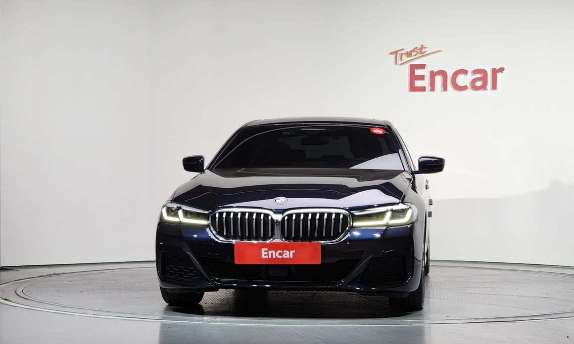 BMW 5-Series 2021