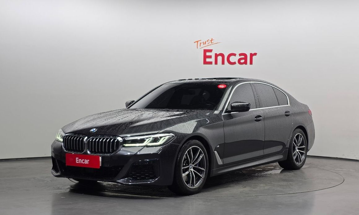 BMW 5-Series 2023
