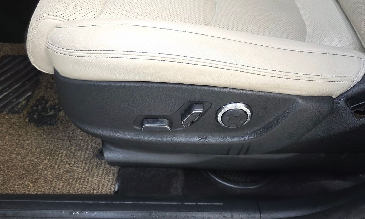 Genesis GV70 2023