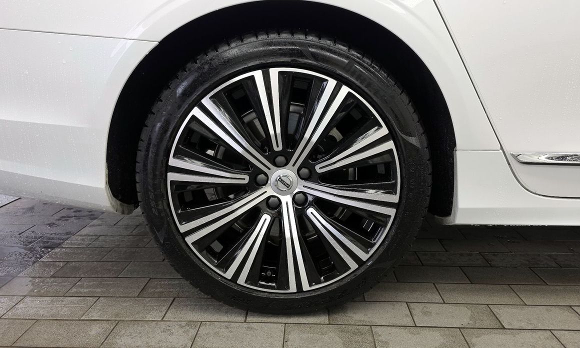 Volvo S90 2024