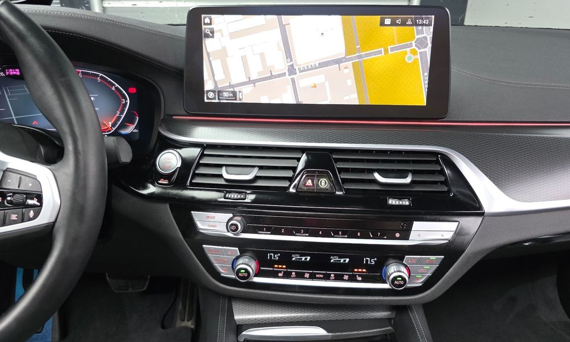 BMW 5-Series 2023