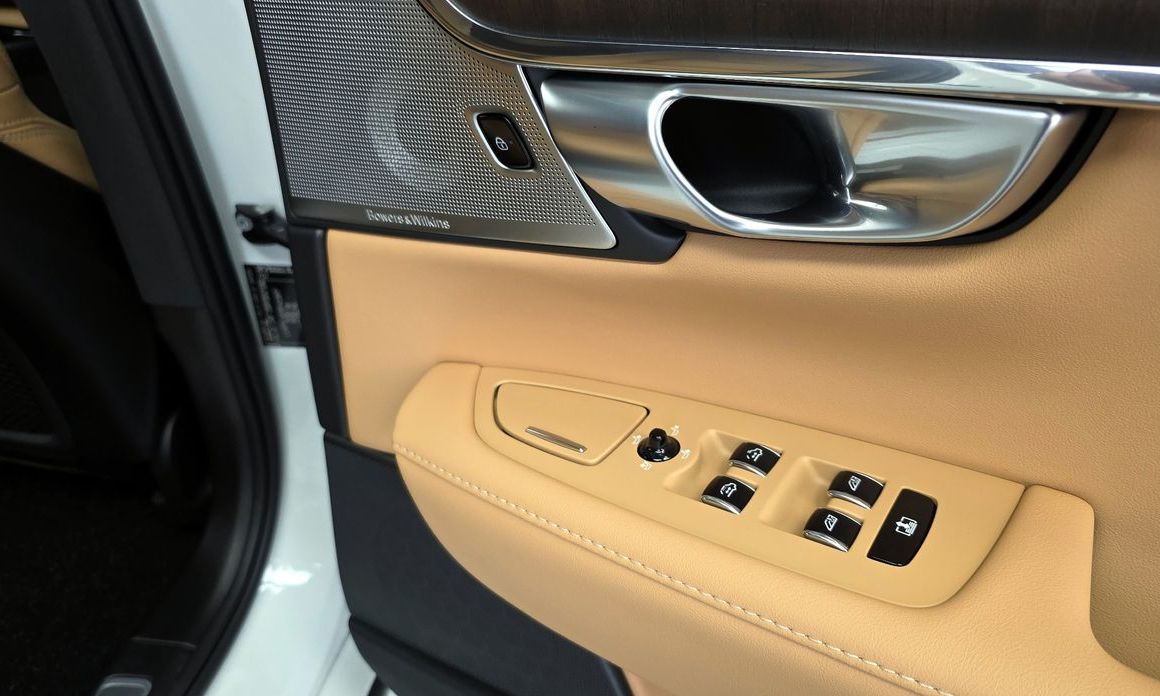 Volvo S90 2024