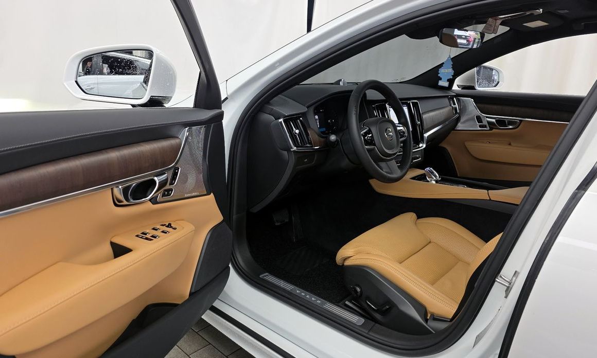 Volvo S90 2024