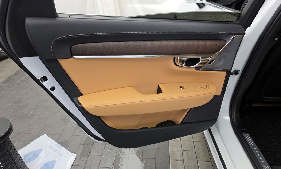 Volvo S90 2024