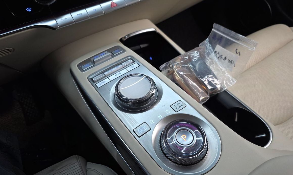 Genesis GV70 2023