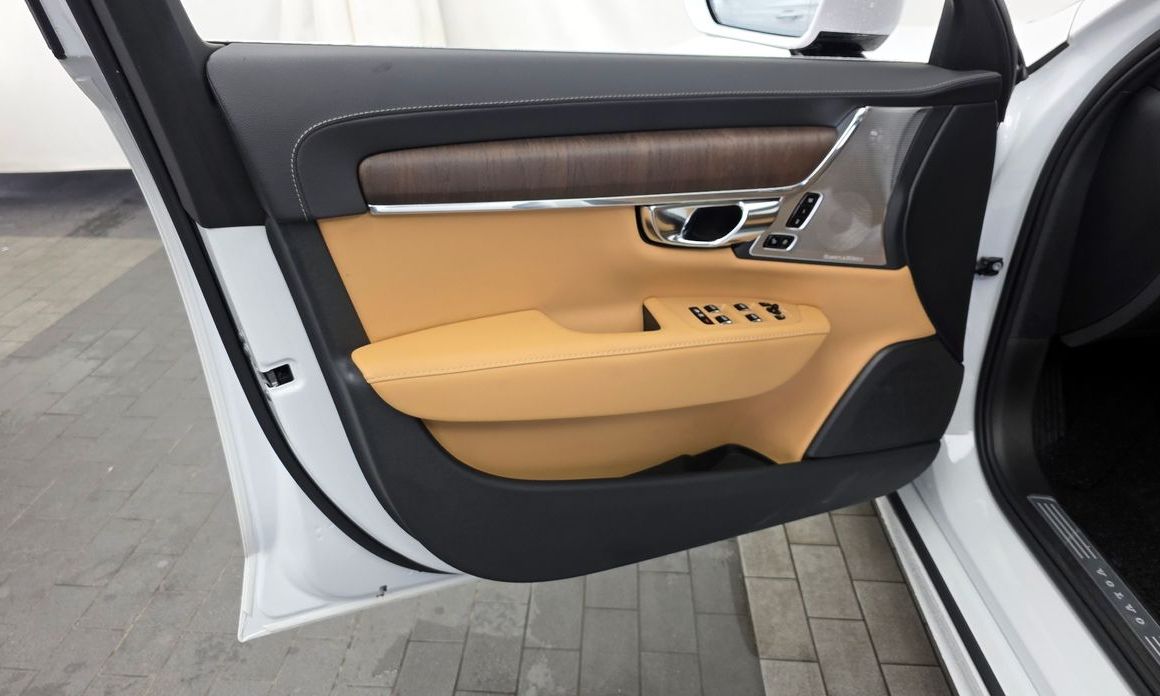 Volvo S90 2024