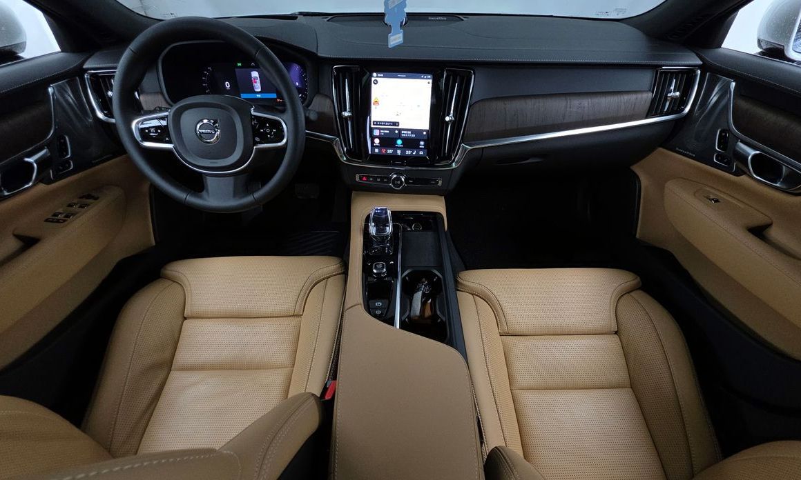 Volvo S90 2024