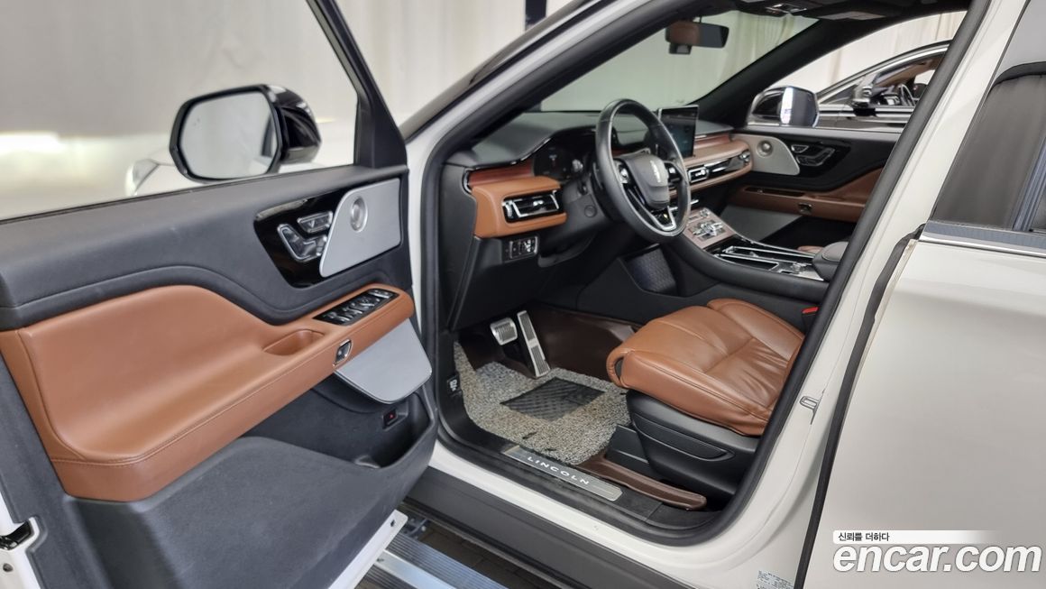 Lincoln Aviator 2023