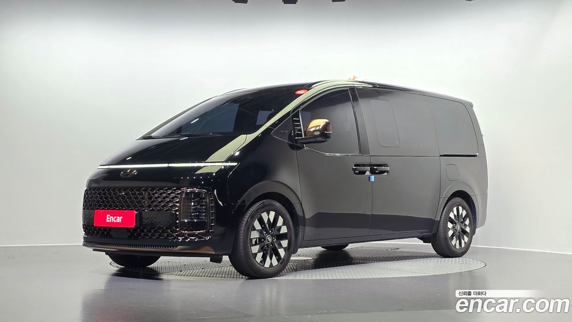 Hyundai Staria 2025