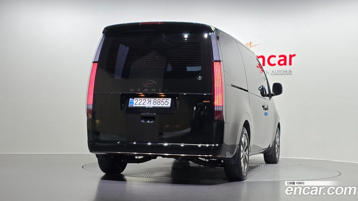 Hyundai Staria 2025