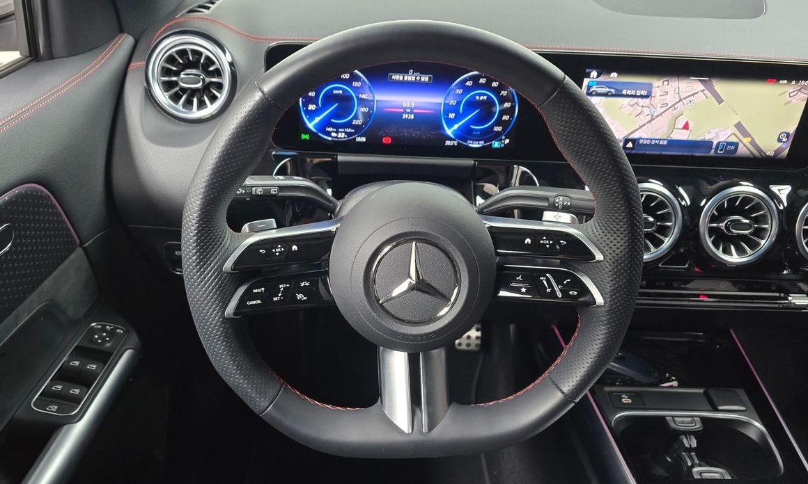 Mercedes-Benz EQA 2025