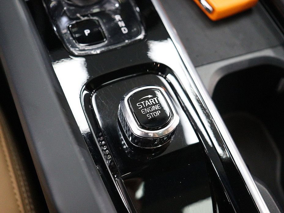 Volvo XC60 2025